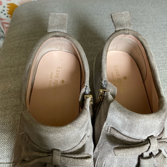 GUC Kate Spade ♠️ Suede Fringe Shoes - Picture 3 of 8